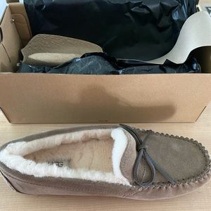 Mens Ugg slipper size 9